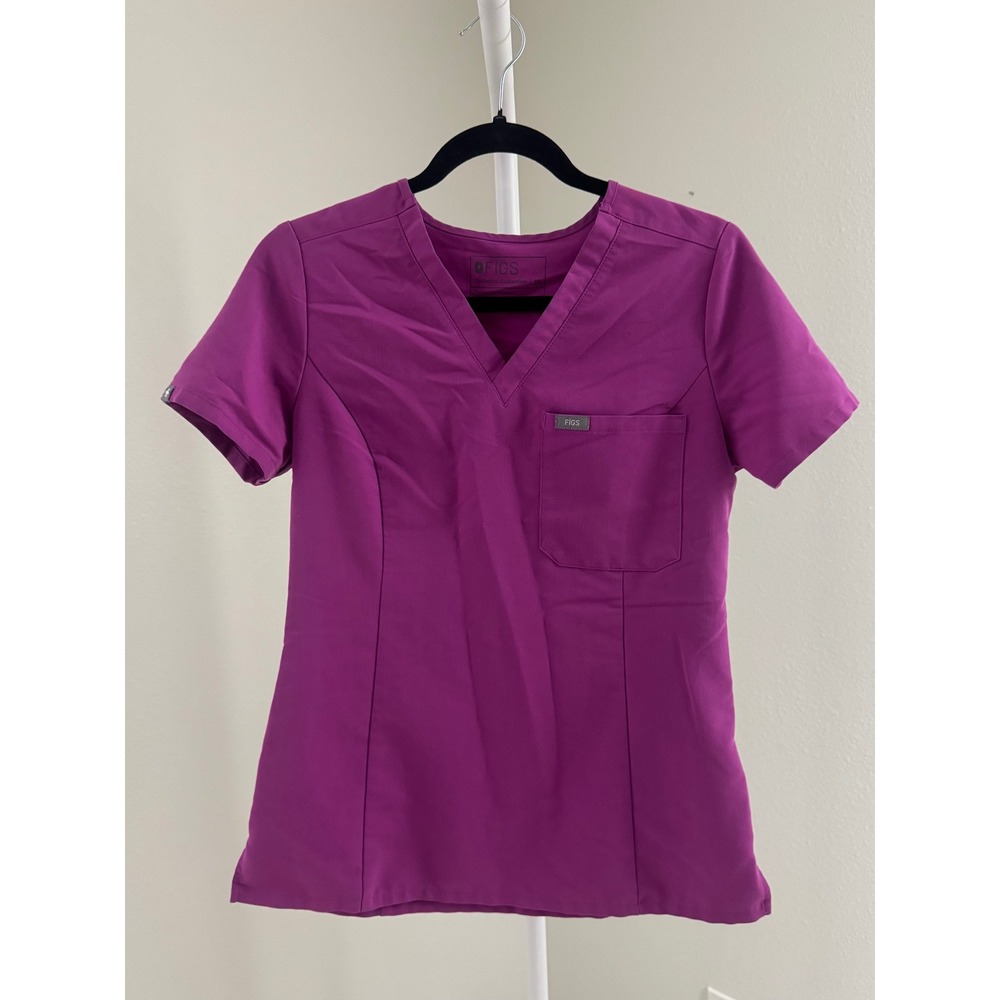 Figs Women's V-Neck Scrub Top in Magenta